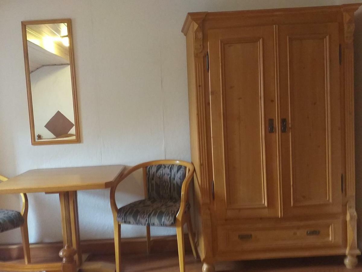 Hotel Zur Krone Bad Brueckenau Room photo